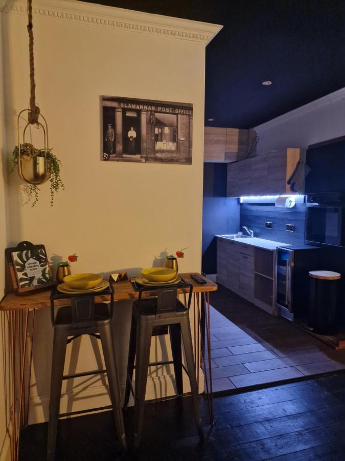 The Penny Black Apartment With Indoor Hot Tub Slamannan Eksteriør billede